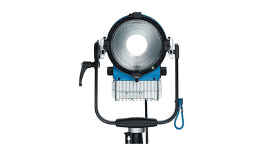 ARRI L7-C LE2 7" LED Fresnel - Manual Mount, Silver/Blue