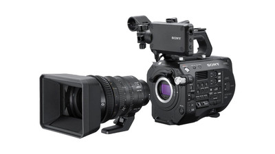 Sony PXW-FS7 Mark II 4K XDCAM Super 35mm Camera Kit with 18-110mm Lens - E Mount