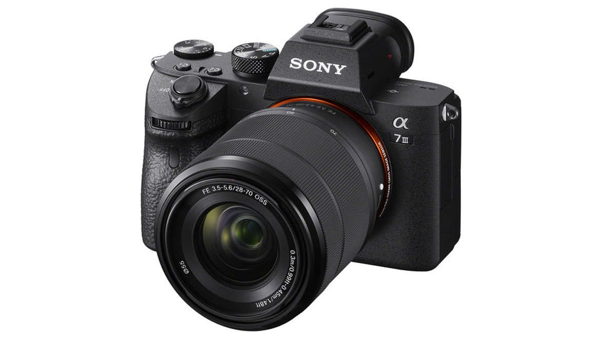 Full-frame camera with 5-axis image stabilization