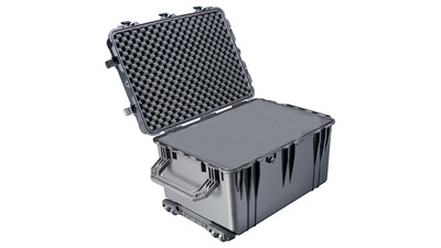 Pelican 1660 Large Case with Foam - Black